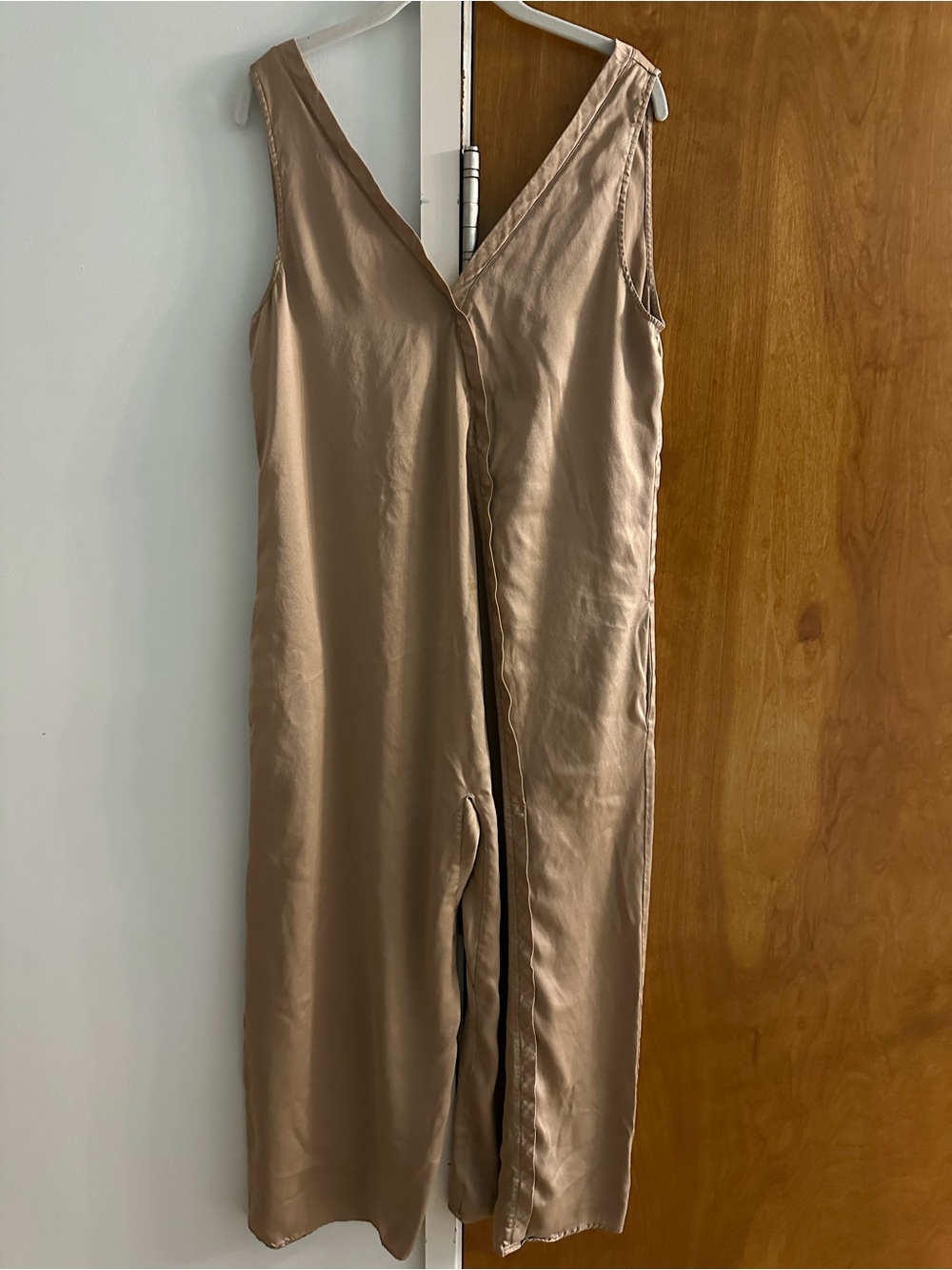 lunya Sleeveless Washable Silk V-Neck Wide-Leg Jumpsuit in Rose Gold